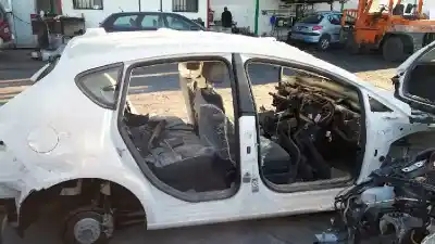 Vehicul casat seat leon (1p1) 1.2 tsi al anului 2005 alimentat 