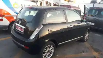 Veículo de Sucata lancia ypsilon (101) 1.4 16v platino do ano 2010 alimentado 843a1000