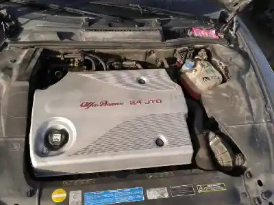 Veículo de Sucata alfa romeo 166 2.4 jtd business do ano 2003 alimentado 841c000