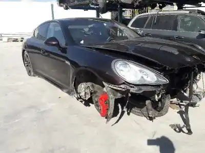 Veículo de Sucata PORSCHE PANAMERA Diesel do ano 2012 alimentado 