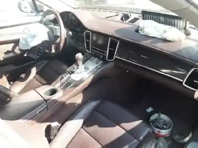 Veicolo di demolizione porsche panamera diesel dell'anno 2012 alimentato 