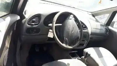 Scrapping Vehicle ford galaxy (vx) clx of the year 1999 powered avg