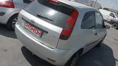 Veicolo di demolizione ford fiesta (cbk) ambiente dell'anno 2005 alimentato f6ja