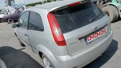 Veicolo di demolizione ford fiesta (cbk) ambiente dell'anno 2005 alimentato f6ja