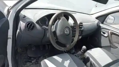 Sloopvoertuig dacia duster ambiance 4x2 van het jaar 2011 aangedreven k9kj898