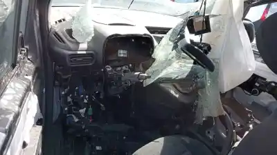 Veículo de Sucata opel combo cargo (e) 1.5 cdti dpf do ano 2021 alimentado yh01 Veículo de Sucata opel combo cargo (e) 1.5 cdti dpf do ano 2021 alimentado yh01