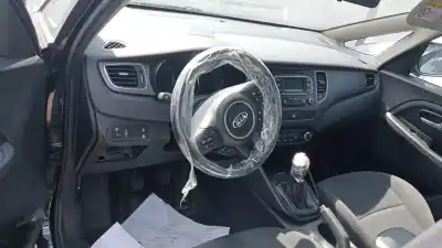 Veicolo di demolizione kia carens ( ) concept dell'anno 2015 alimentato d4fd