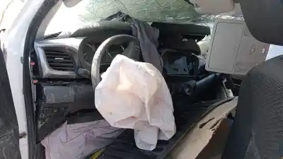 Sloopvoertuig toyota hilux n1g van het jaar 2022 aangedreven 2gd