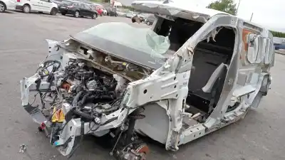 Vehicul casat citroen berlingo feel m al anului 2021 alimentat yh01