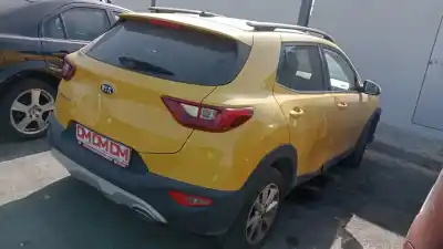 Veículo de Sucata kia stonic (ybcuv) business do ano 2017 alimentado g4la