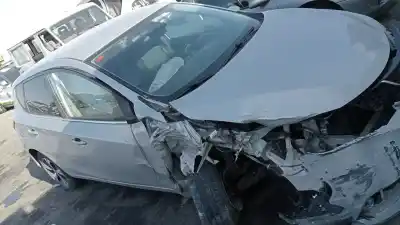 Sloopvoertuig nissan pulsar (c13m) hra2 van het jaar 2018 aangedreven hra2