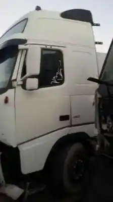 Veículo de Sucata volvo fh 460 460 do ano 2003 alimentado d12d460ec01
