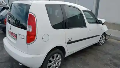 Veículo de Sucata skoda roomster (5j7) scout do ano 2011 alimentado cayc