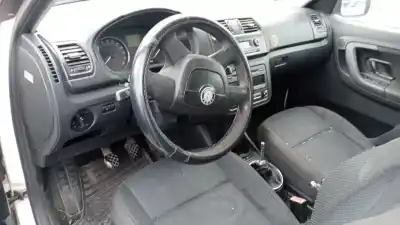 Veículo de Sucata skoda roomster (5j7) scout do ano 2011 alimentado cayc