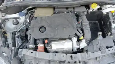 Veículo de Sucata peugeot 2008 (p1) active do ano 2019 alimentado yh01