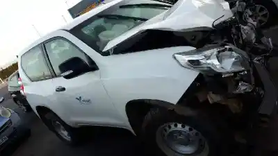 Vehicul casat TOYOTA LAND CRUISER (J15) GX al anului 2017 alimentat 