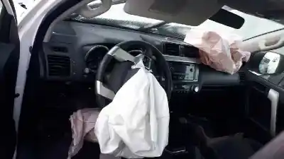 Veículo de Sucata toyota land cruiser (j15) gx do ano 2017 alimentado 