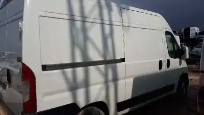 Veículo de Sucata PEUGEOT BOXER FURGÓN 335 L1H2 Komfort BlueHDi 160 do ano 2019 alimentado AH03