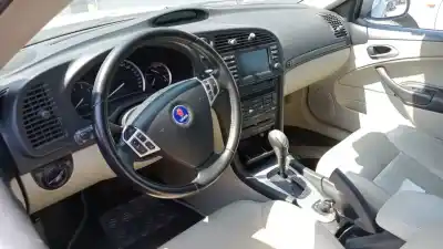 Vehicul casat saab 9-3 cabrio 2.0 al anului 2005 alimentat 