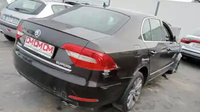 Veicolo di demolizione skoda suberb (3t4) elegance dell'anno 2020 alimentato ccza