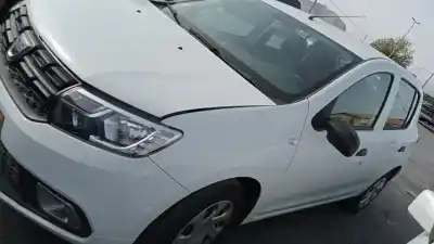 Veículo de Sucata dacia sandero access do ano 2019 alimentado d4f f7