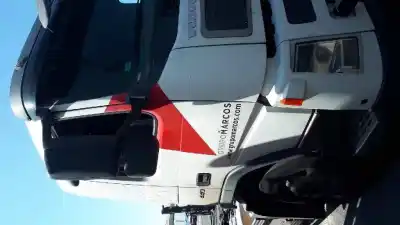 Veículo de Sucata volvo fh 13 440 440 do ano 2006 alimentado d13a440 ec01