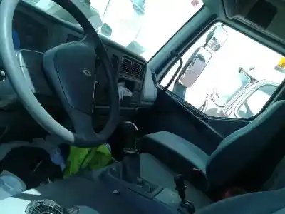 Veicolo di demolizione renault   dell'anno 0 alimentato dci4cj 01
