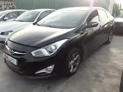 Scrapping Vehicle hyundai i40 premium of the year 2014 powered d4fd