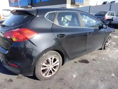 Здавання транспортного засобу kia cee´d drive року 2013 потужний d4fb