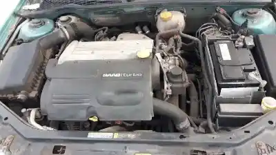 Veículo de Sucata saab 9-3 cabrio 2.0 do ano 2011 alimentado 