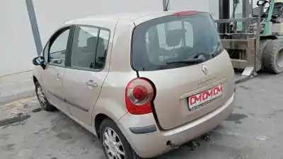 Sloopvoertuig renault grand modus dynamique van het jaar 2006 aangedreven k9k764