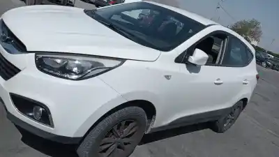 Véhicule à la ferraille hyundai ix35 klass 2wd de l'année 2014 alimenté g4fd