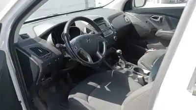 Véhicule à la ferraille hyundai ix35 klass 2wd de l'année 2014 alimenté g4fd