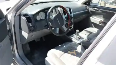 Veículo de Sucata chrysler 300 c 2.7 do ano 2004 alimentado 27fx