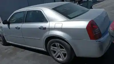 Veículo de Sucata chrysler 300 c 2.7 do ano 2004 alimentado 27fx