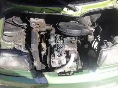 Véhicule à la ferraille simpa jdm titane iii glx  de l'année 2001 alimenté 27ne68dm