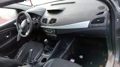 Veículo de Sucata renault fluence dynamique do ano 2012 alimentado k9k836