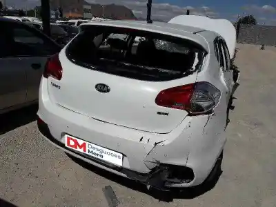 Здавання транспортного засобу kia cee´d concept року 2014 потужний d4fc