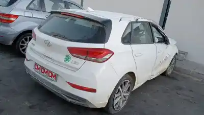 Veículo de Sucata hyundai i30 (pd) essence do ano 2021 alimentado g4lg