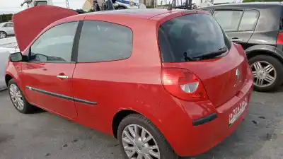 Veículo de Sucata renault clio iii 20 aniversario do ano 2008 alimentado d4f h7