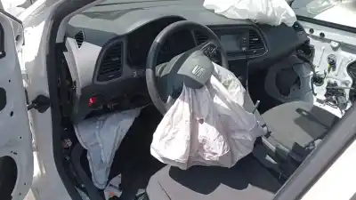 Véhicule à la ferraille seat leon (5f1) style de l'année 2019 alimenté dgt