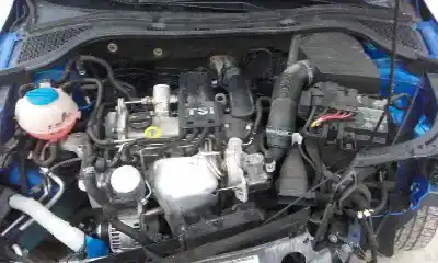 Veículo de Sucata skoda spaceback (5h) active do ano 2014 alimentado cbz