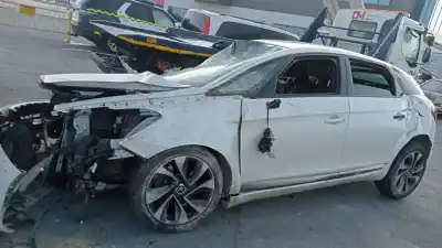 Sloopvoertuig citroen ds5 desire hybrid4 van het jaar 2013 aangedreven rh02