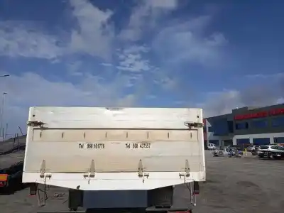 Veículo de Sucata nissan atleon 6.0 td - 210 (130) do ano 2003 alimentado b660