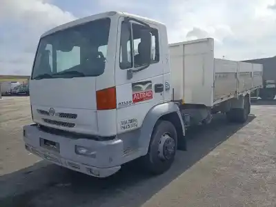 Veículo de Sucata nissan atleon 6.0 td - 210 (130) do ano 2003 alimentado b660