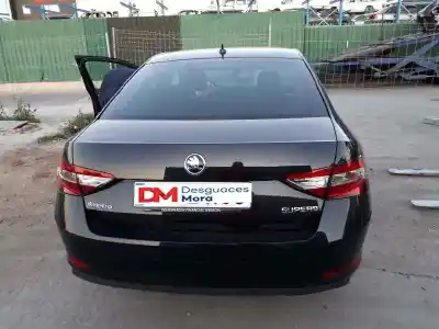 Здавання транспортного засобу skoda superb (3v3) active року 2017 потужний crl