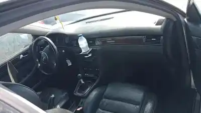 Scrapping Vehicle audi a6 avant (4b5) 2.5 v6 24v tdi of the year 2002 powered 