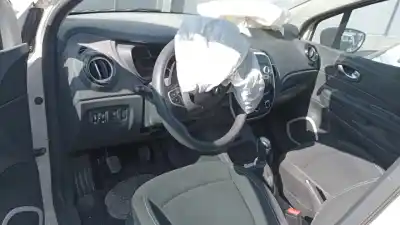 Veículo de Sucata renault captur limited do ano 2020 alimentado h4bb4