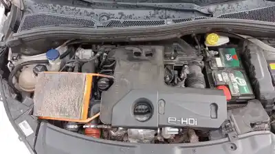 Veículo de Sucata peugeot 208 active do ano 2013 alimentado 9h06