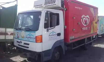 Vehículo de desguace nissan atleon 140 del año 2001 con motor d-b440d